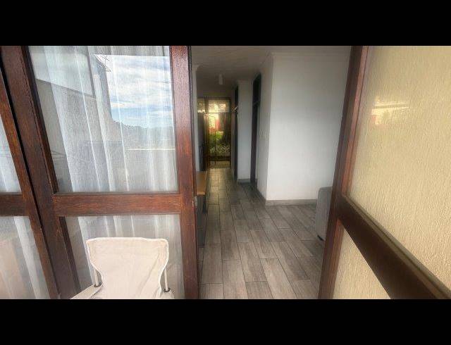 2 BEDROOM PROPERTY TO RENT IN PARADISE VALLEY